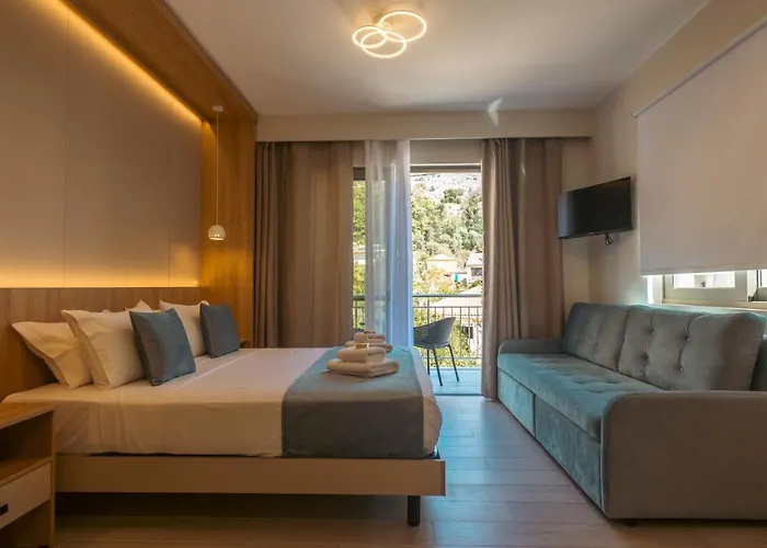 Nicole * Αγία Ευφημία