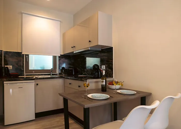 Nicole Αγία Ευφημία