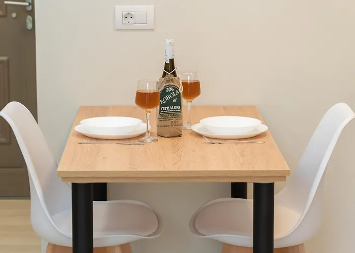 Nicole * Αγία Ευφημία