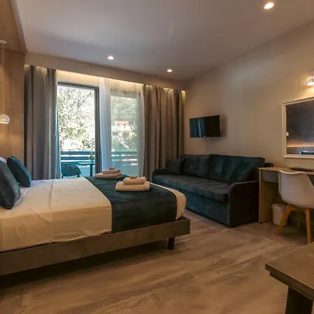 Nicole * Agia Efimia