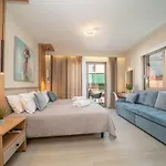 Nicole Apartamento *