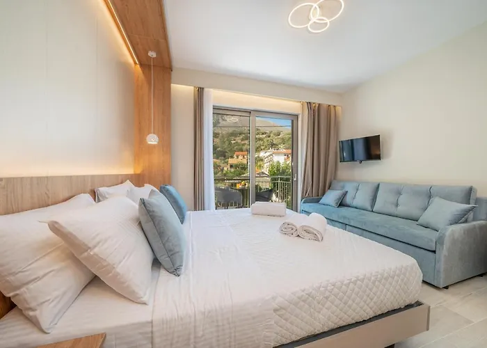 Nicole * Agia Efimia